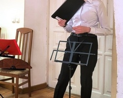 04